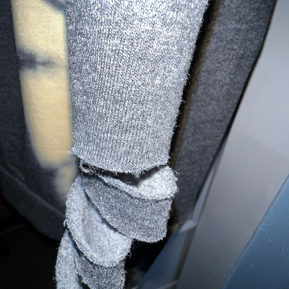 Sweatshirt - Picture 4 of 5